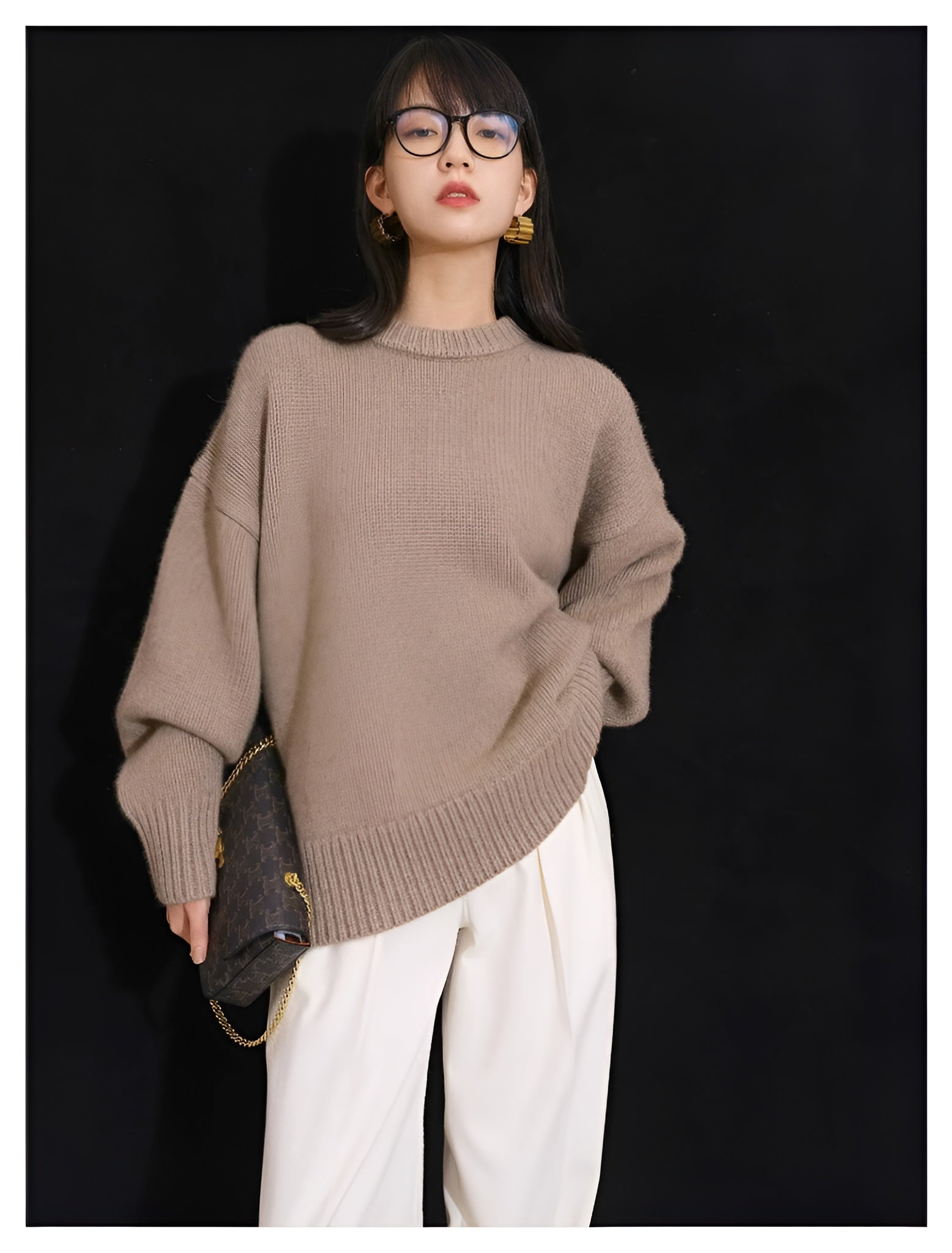 Soft round neck jumper