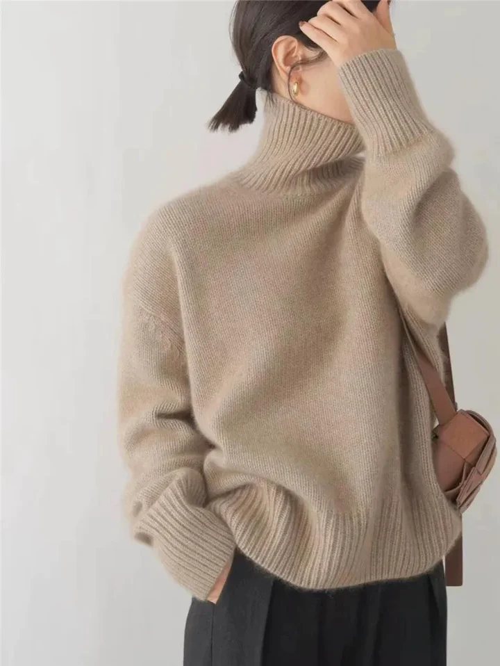 Michella | Elegant Turtleneck