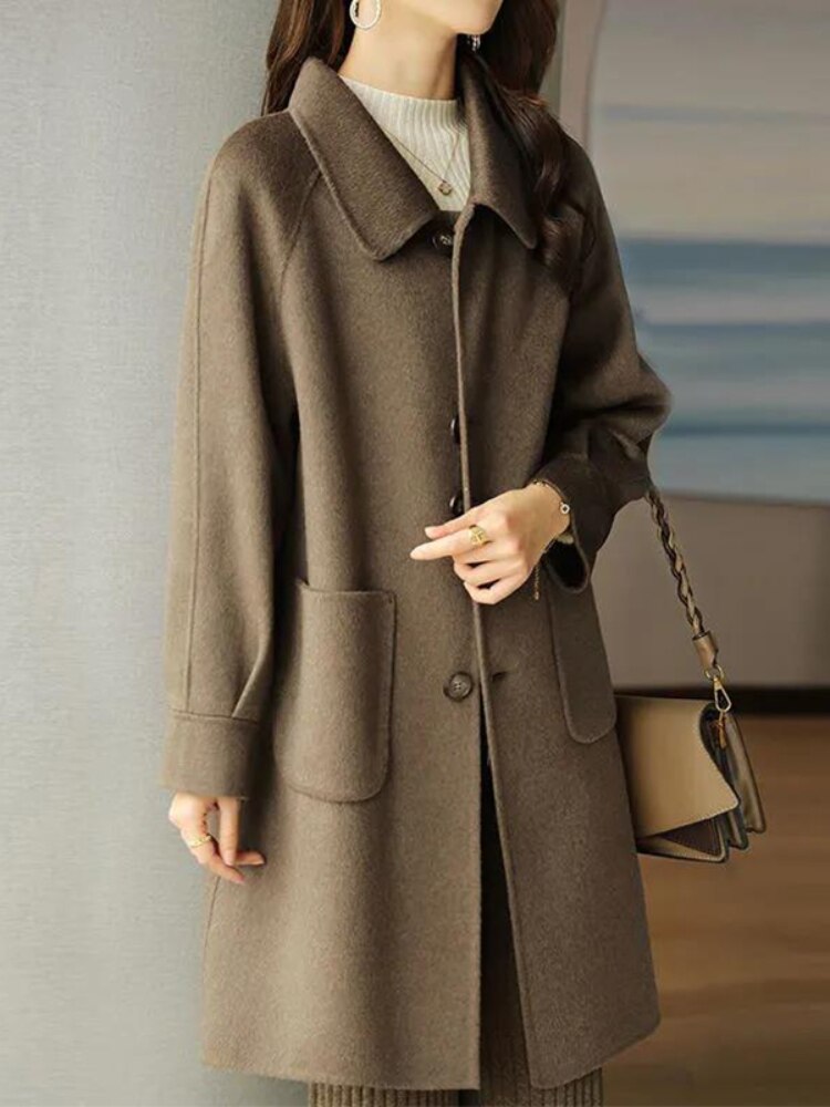 Fancy wide-waisted coat