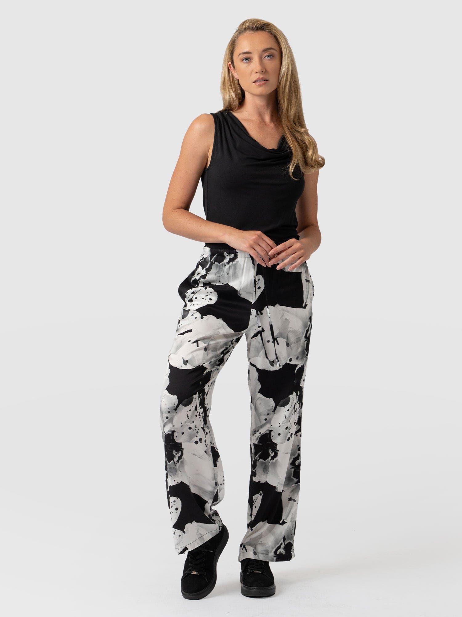 SereneStyles™ | Corinne Pant