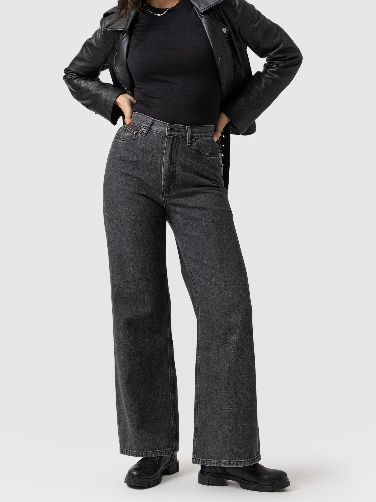 SereneStyles™ | Wide Leg Jeans